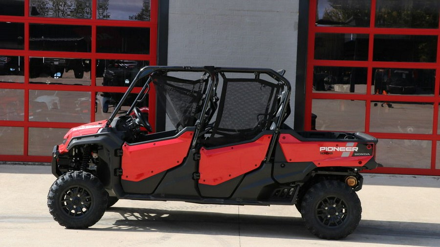 2025 Honda® Pioneer 1000-6 Deluxe Crew