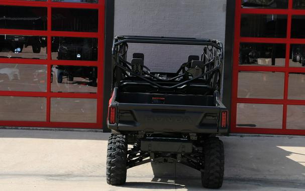 2025 Honda® Pioneer 1000-6 Deluxe Crew