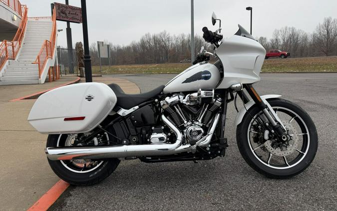 2026 Harley-Davidson® Low Rider® ST Vivid Black - Chrome