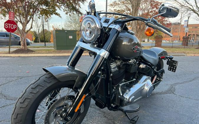 2019 FLSL Softail Slim®