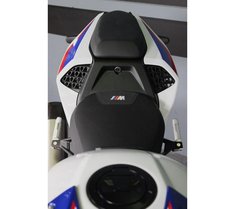 2022 BMW S 1000 RR Light White / Racing Blue / Racing Red