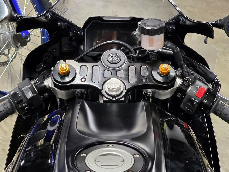 2025 Yamaha YZF R7
