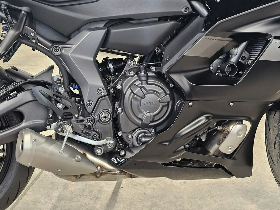 2025 Yamaha YZF R7