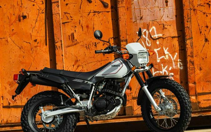 2027 Yamaha TW 200
