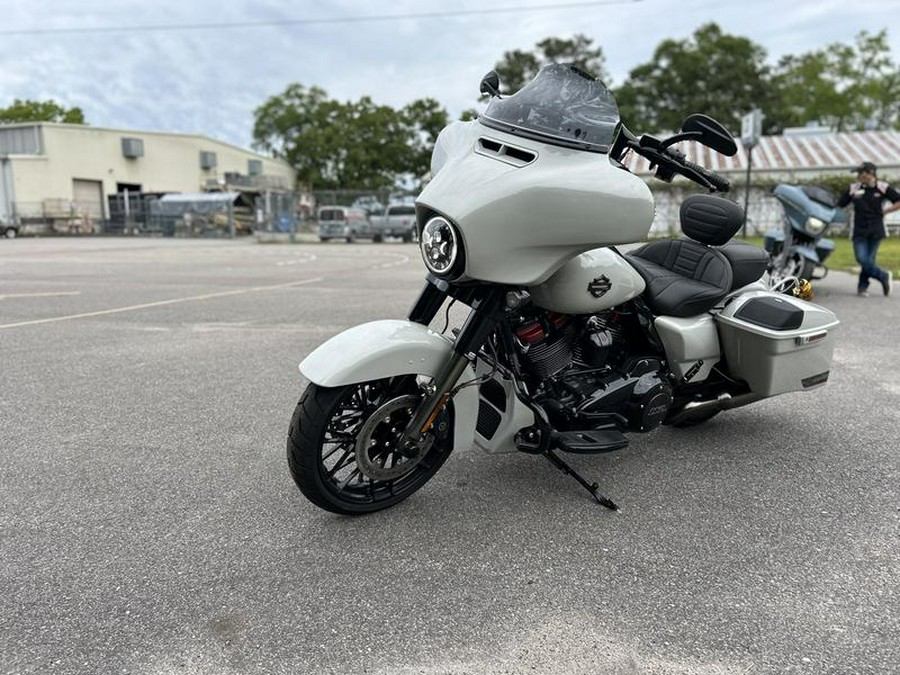 2020 Harley-Davidson® FLHXSE - CVO™ Street Glide®