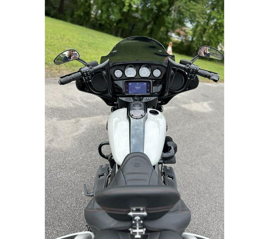 2020 Harley-Davidson® FLHXSE - CVO™ Street Glide®