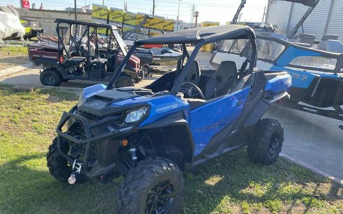 2023 Can-Am® Commander XT 700