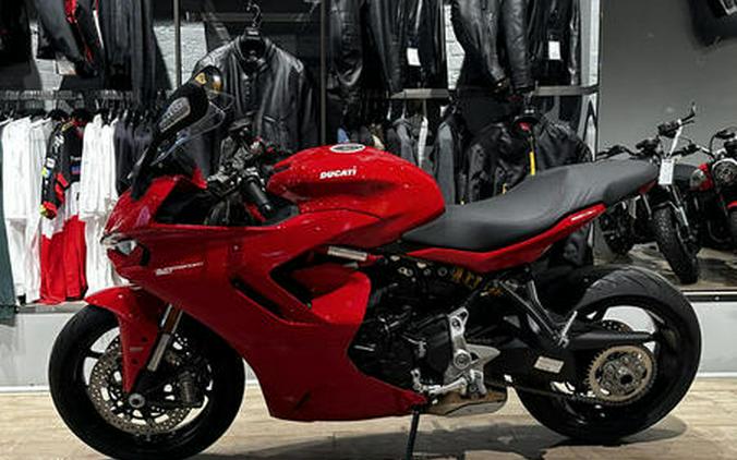 2022 Ducati Supersport 950 Red