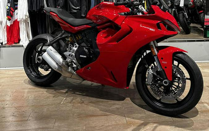 2021 Ducati 950 SuperSport First Look Preview Photo Gallery