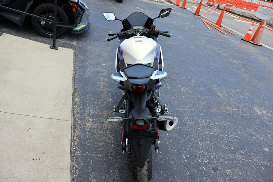 2025 Yamaha YZF-R3 ABS