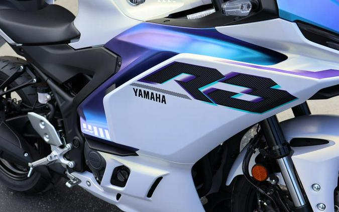 2025 Yamaha YZF-R3 ABS