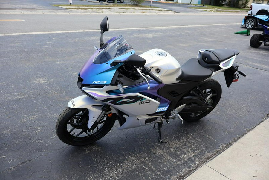 2025 Yamaha YZF-R3 ABS