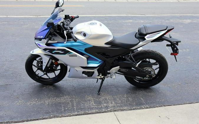 2025 Yamaha YZF-R3 ABS
