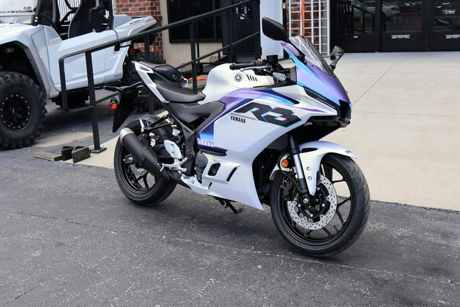 2025 Yamaha YZF-R3 ABS