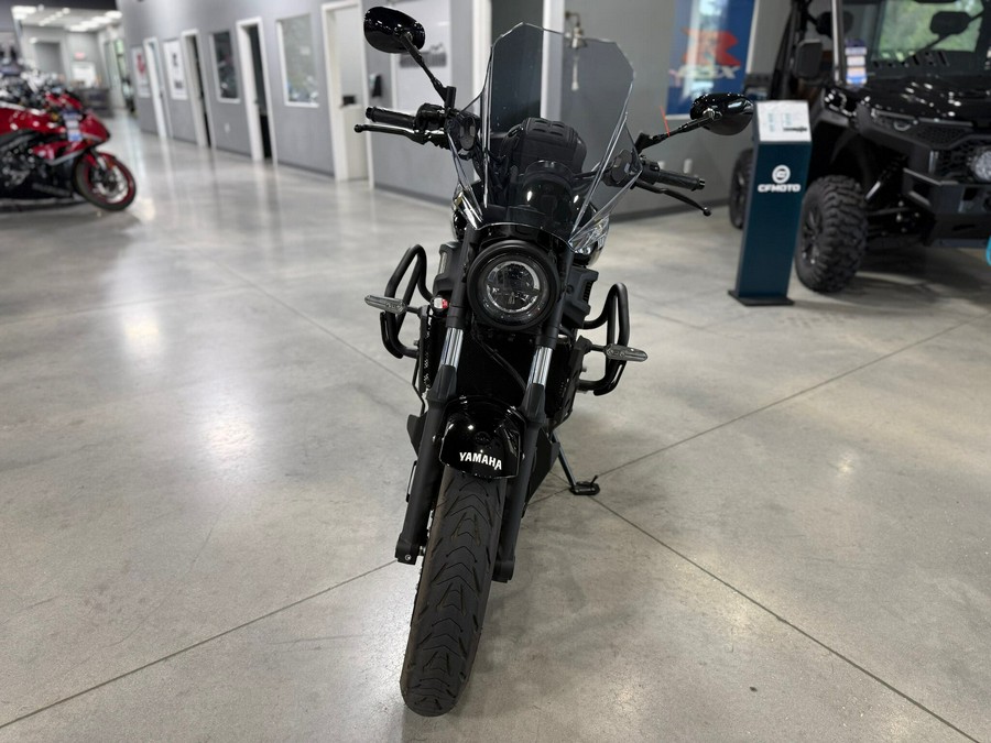 2025 Yamaha XSR 700