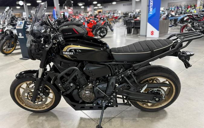 2025 Yamaha XSR 700