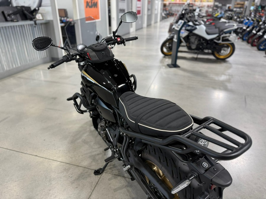 2025 Yamaha XSR 700
