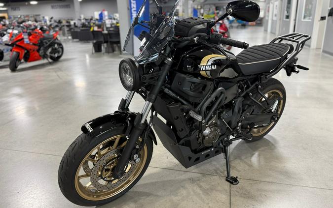 2025 Yamaha XSR 700