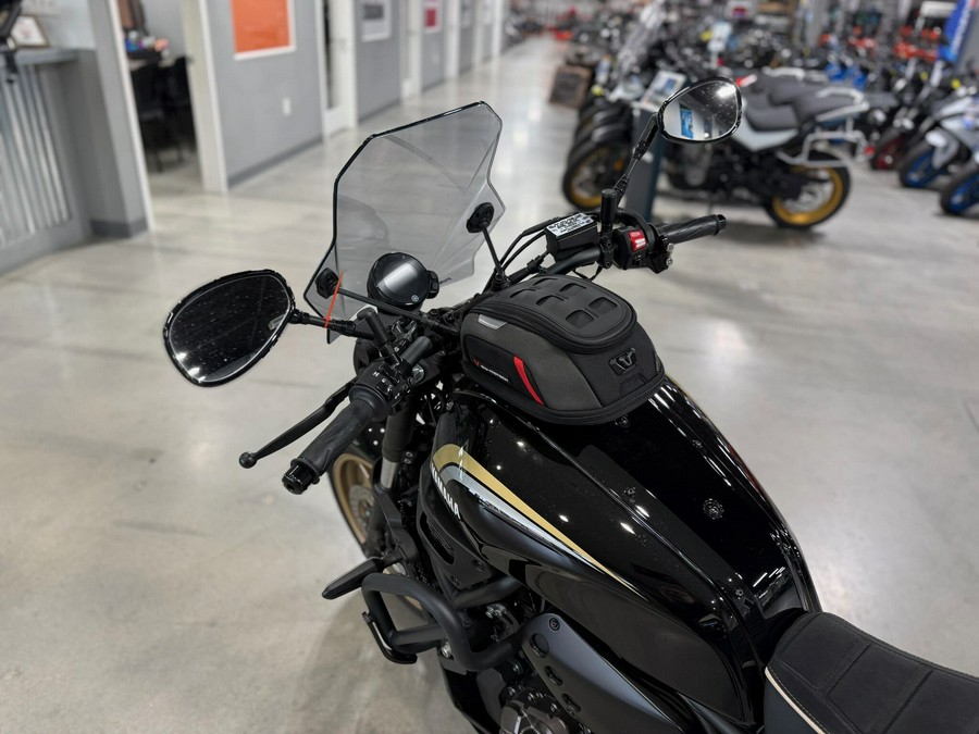 2025 Yamaha XSR 700