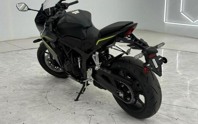 2026 Honda CBR650R E-Clutch