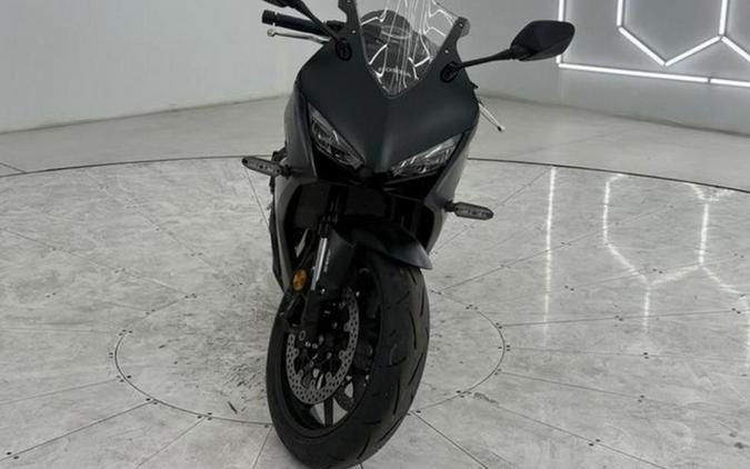 2026 Honda CBR650R E-Clutch