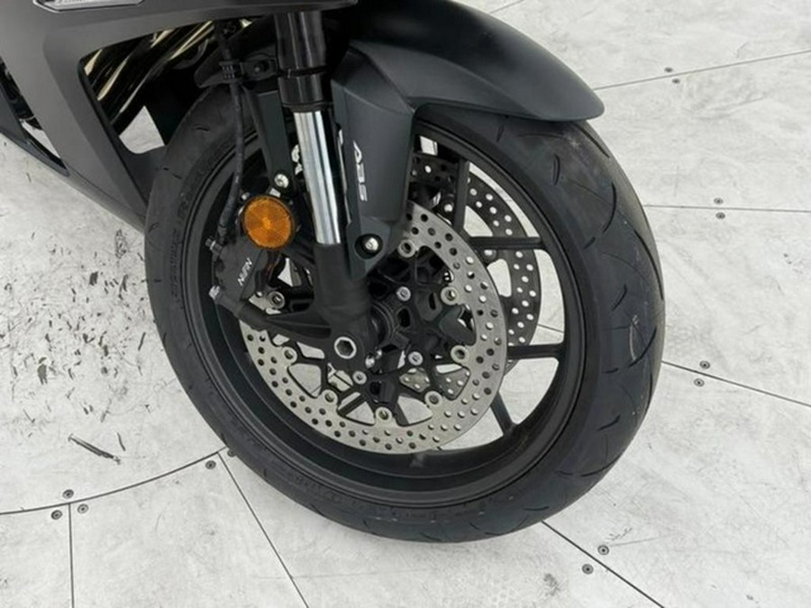 2026 Honda CBR650R E-Clutch