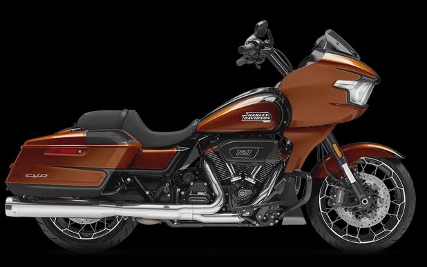 2023 Harley-Davidson® CVO™ Road Glide® Whiskey Neat w/Raven Metallic