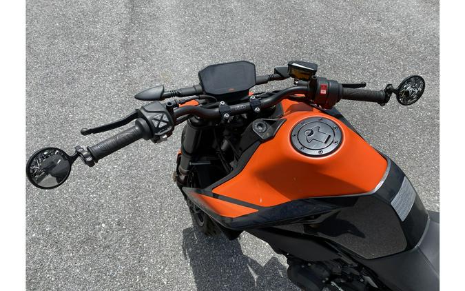 2022 KTM 890 Duke