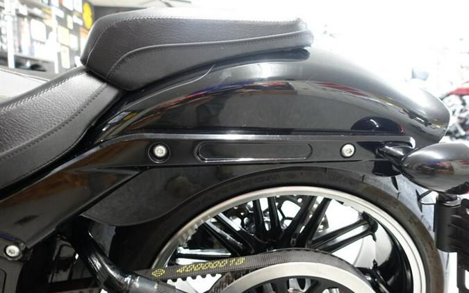 2019 Harley-Davidson Breakout