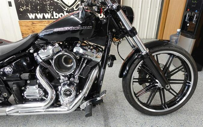 2019 Harley-Davidson Breakout