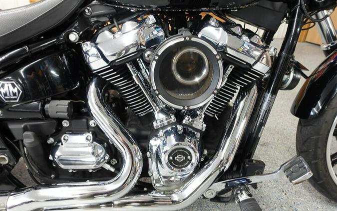 2019 Harley-Davidson Breakout