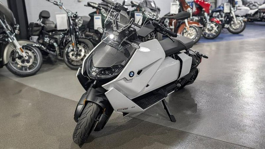 2025 BMW CE 04 Light White