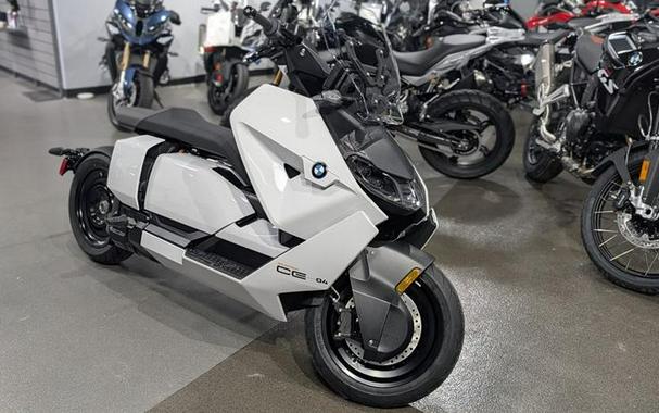 2025 BMW CE 04 Light White