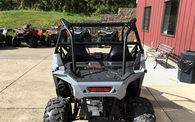 2024 Polaris RZR 200 EFI