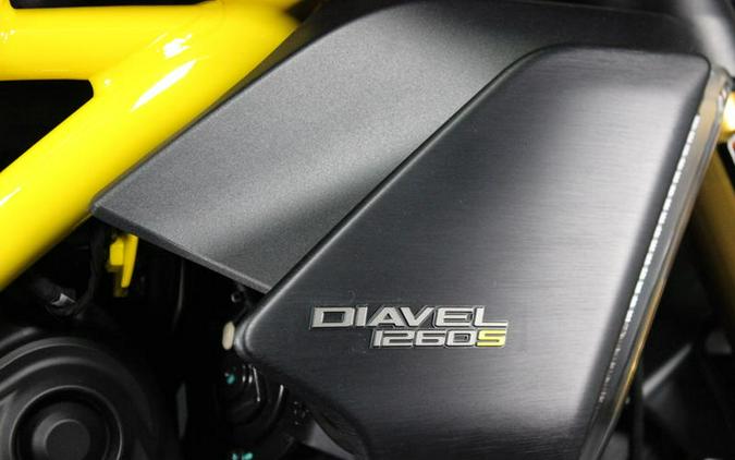 2022 Ducati Diavel 1260 S Black and Steel