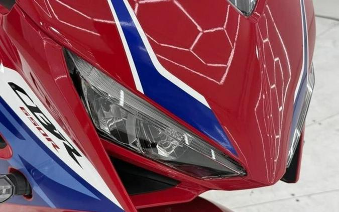 2026 Honda CBR650R E-Clutch