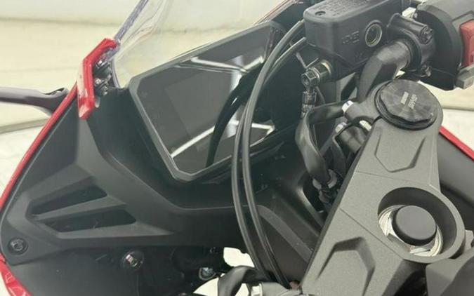2026 Honda CBR650R E-Clutch