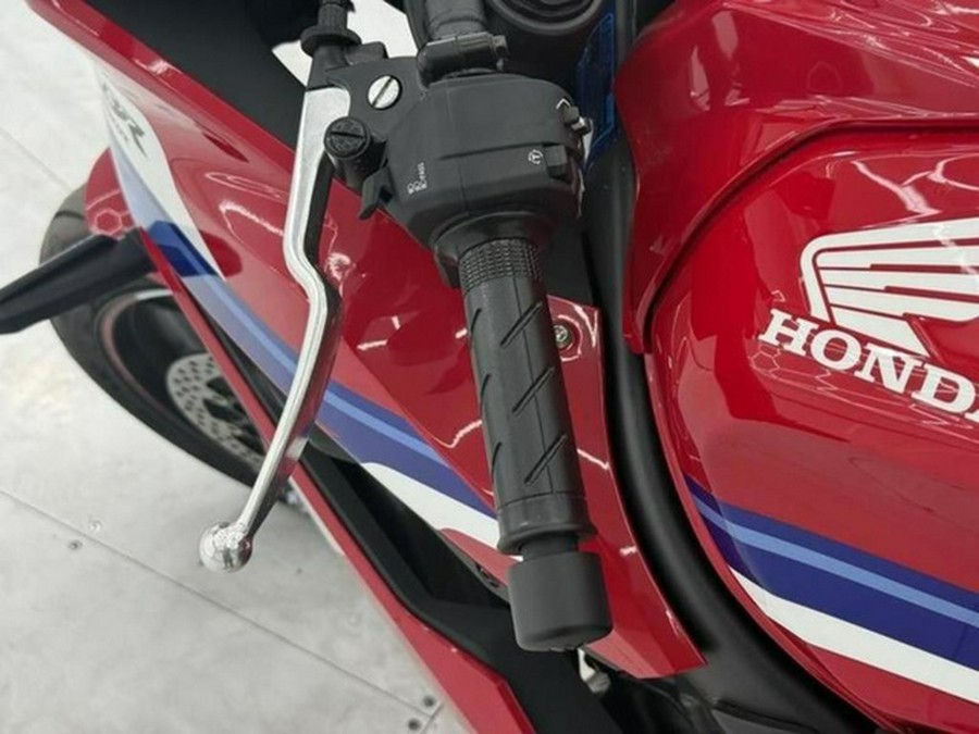 2026 Honda CBR650R E-Clutch
