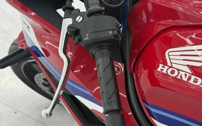 2026 Honda CBR650R E-Clutch