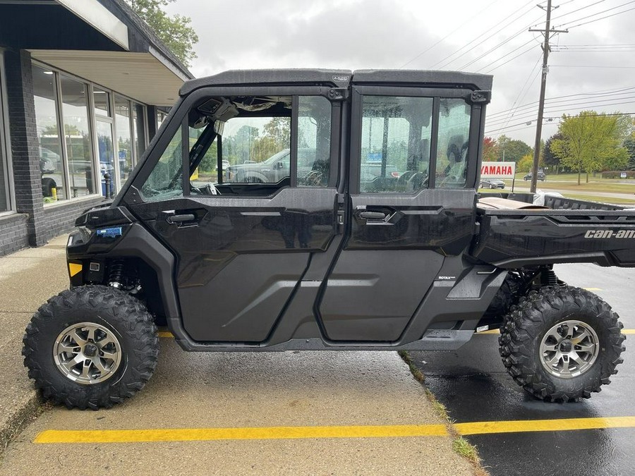 2024 Can-Am® Defender MAX Lone Star Cab HD10