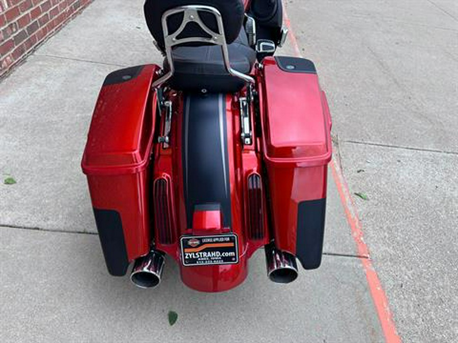 2018 Harley-Davidson CVO™ Street Glide®