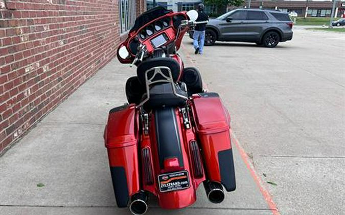 2018 Harley-Davidson CVO™ Street Glide®