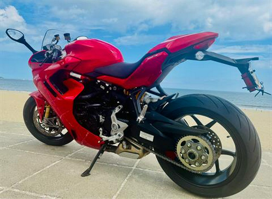 2024 Ducati SuperSport 950 S