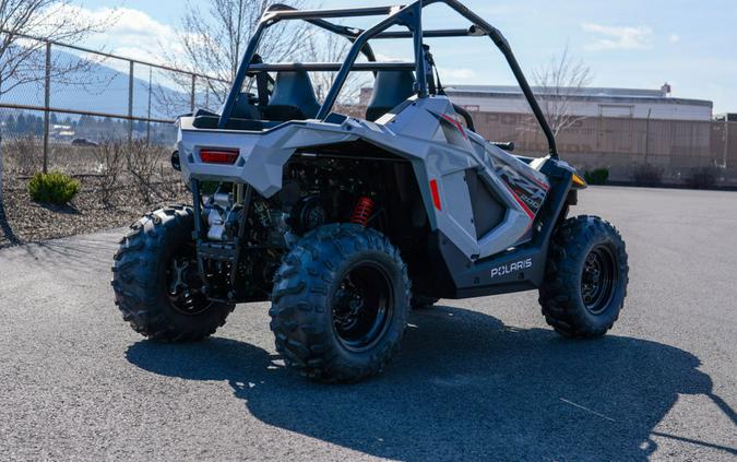 2024 Polaris RZR 200 EFI