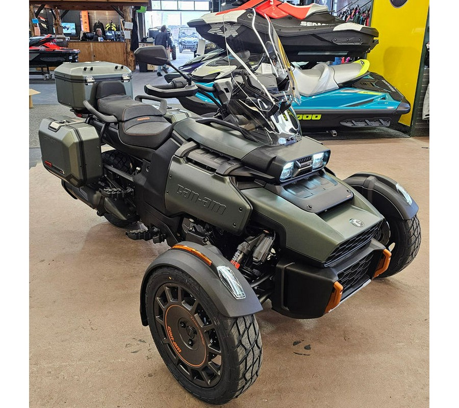 2025 Can-Am® Canyon Redrock