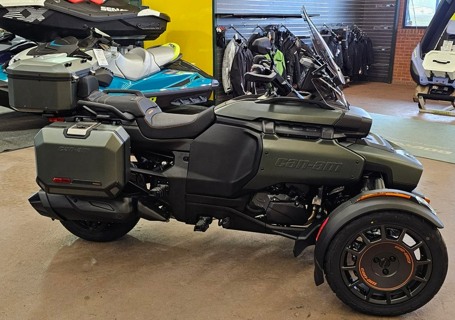 2025 Can-Am® Canyon Redrock