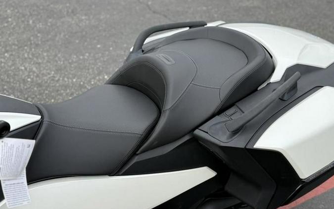2026 Can-Am Spyder RT