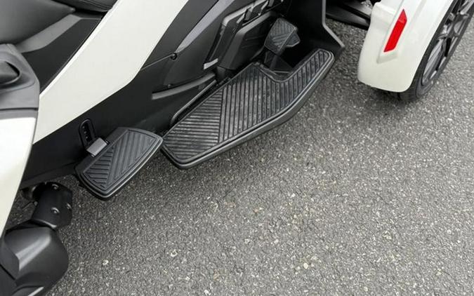 2026 Can-Am Spyder RT