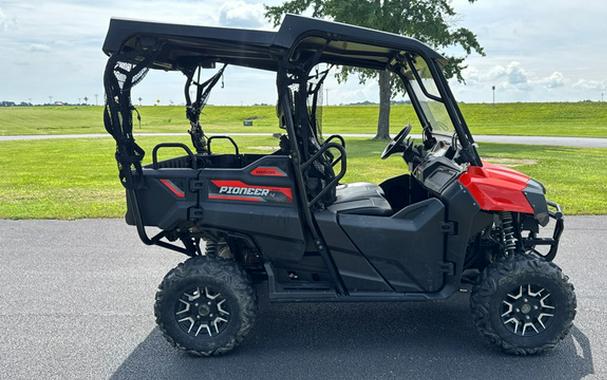 2018 Honda Pioneer 700-4 Deluxe
