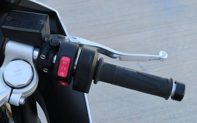2025 Triumph Daytona 660 Snowdonia WhiteSapphire Black